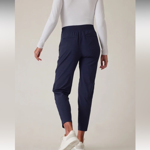 Athleta Brooklyn Ankle Pant- Navy Size 8 - Picture 5 of 5